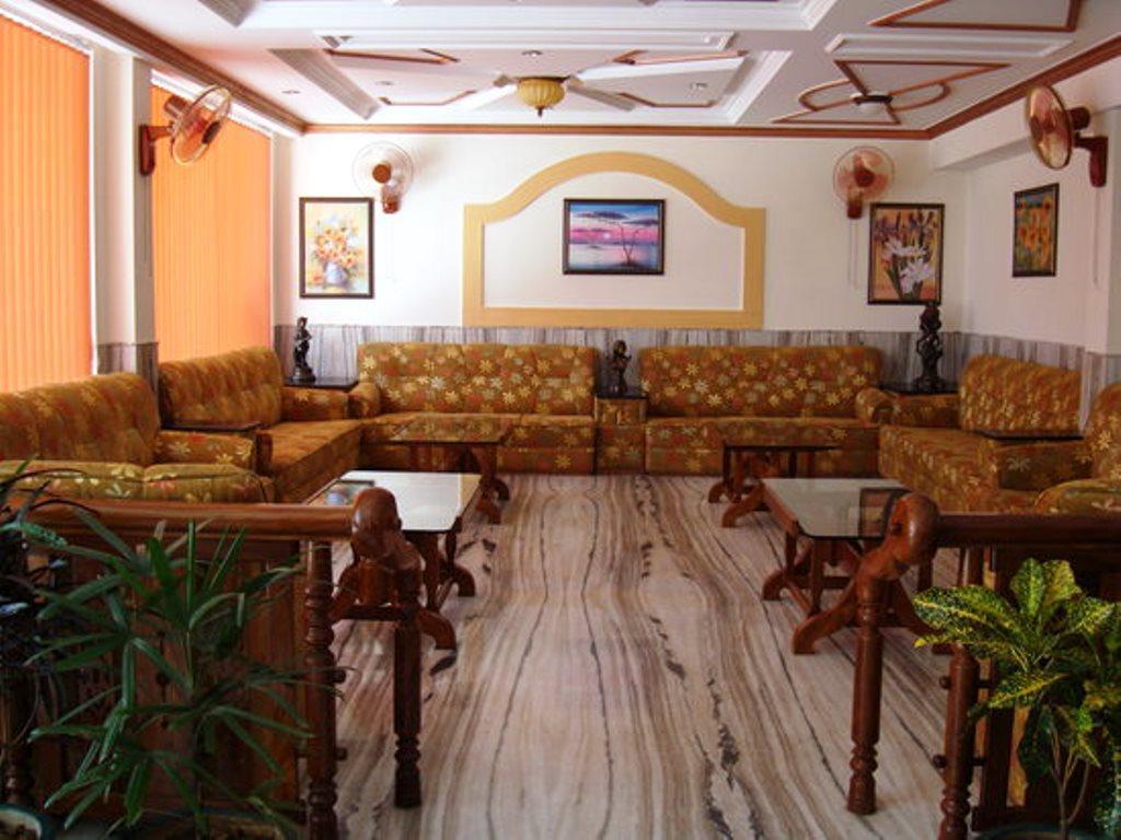 Hotel Chirag International Katra  Eksteriør billede
